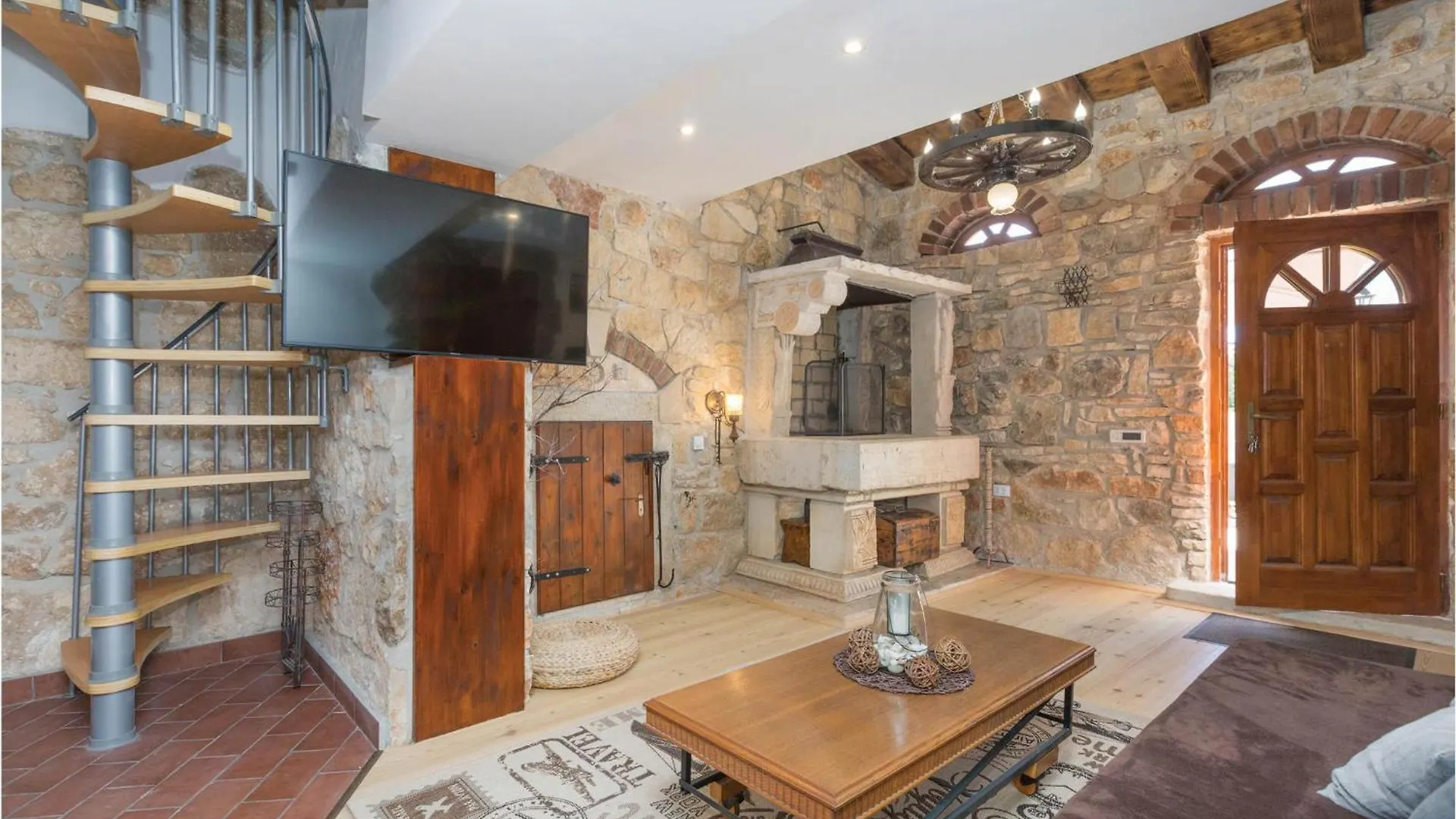 Amazing Home In Porec With Kitchen